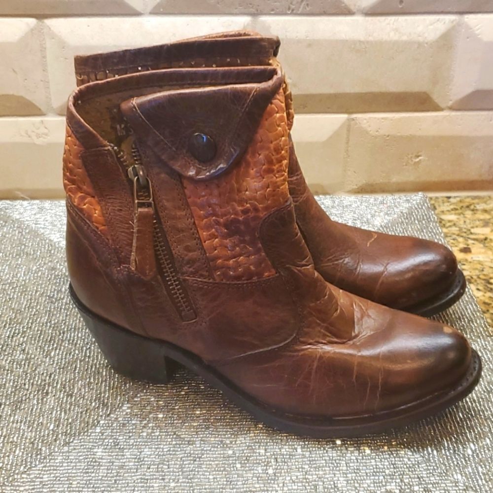 ‎SONORA "Isabella" Genuine Leather Ankle Boots